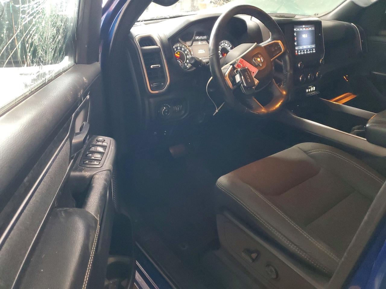 2019 RAM 1500 BIG HORN/LONE STAR photo 8