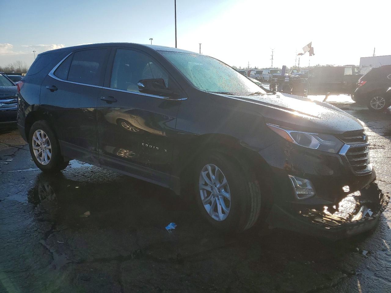 2019 CHEVROLET EQUINOX LT photo 4