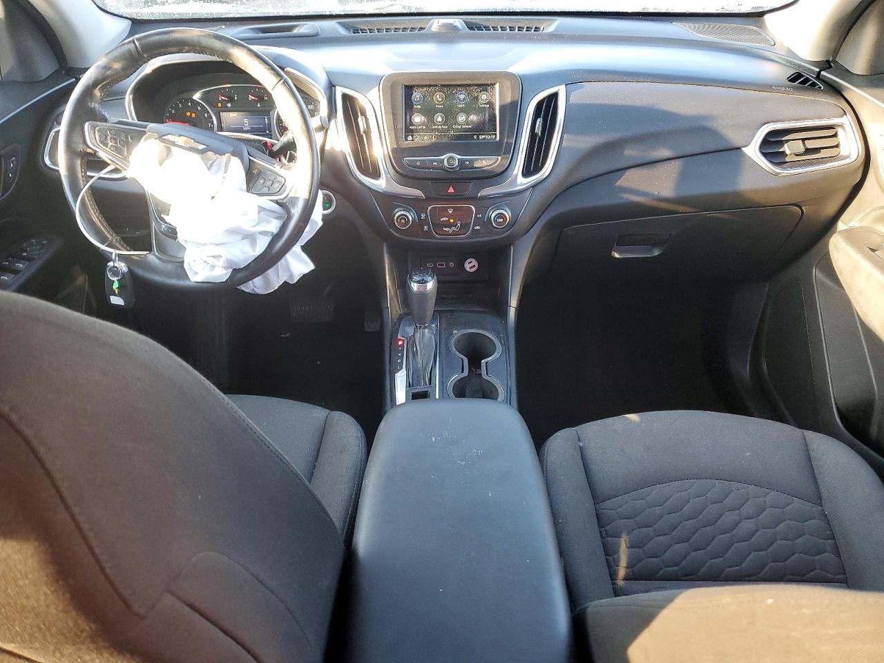 2019 CHEVROLET EQUINOX LT photo 8