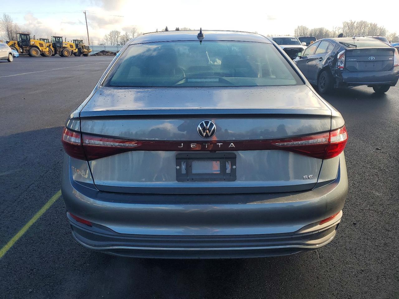 2025 VOLKSWAGEN JETTA SE photo 6