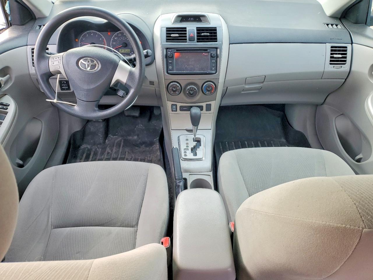 2013 TOYOTA COROLLA BASE photo 8
