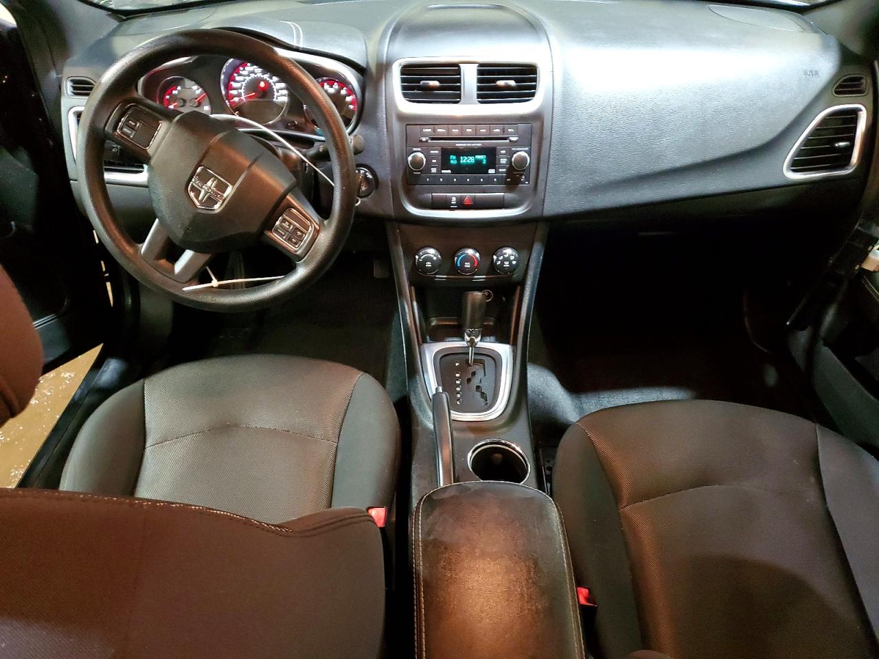 2014 DODGE AVENGER SE photo 8