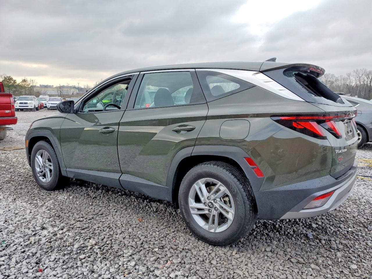 2025 HYUNDAI TUCSON SE photo 2