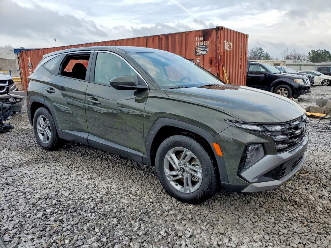 2025 HYUNDAI TUCSON SE photo 4