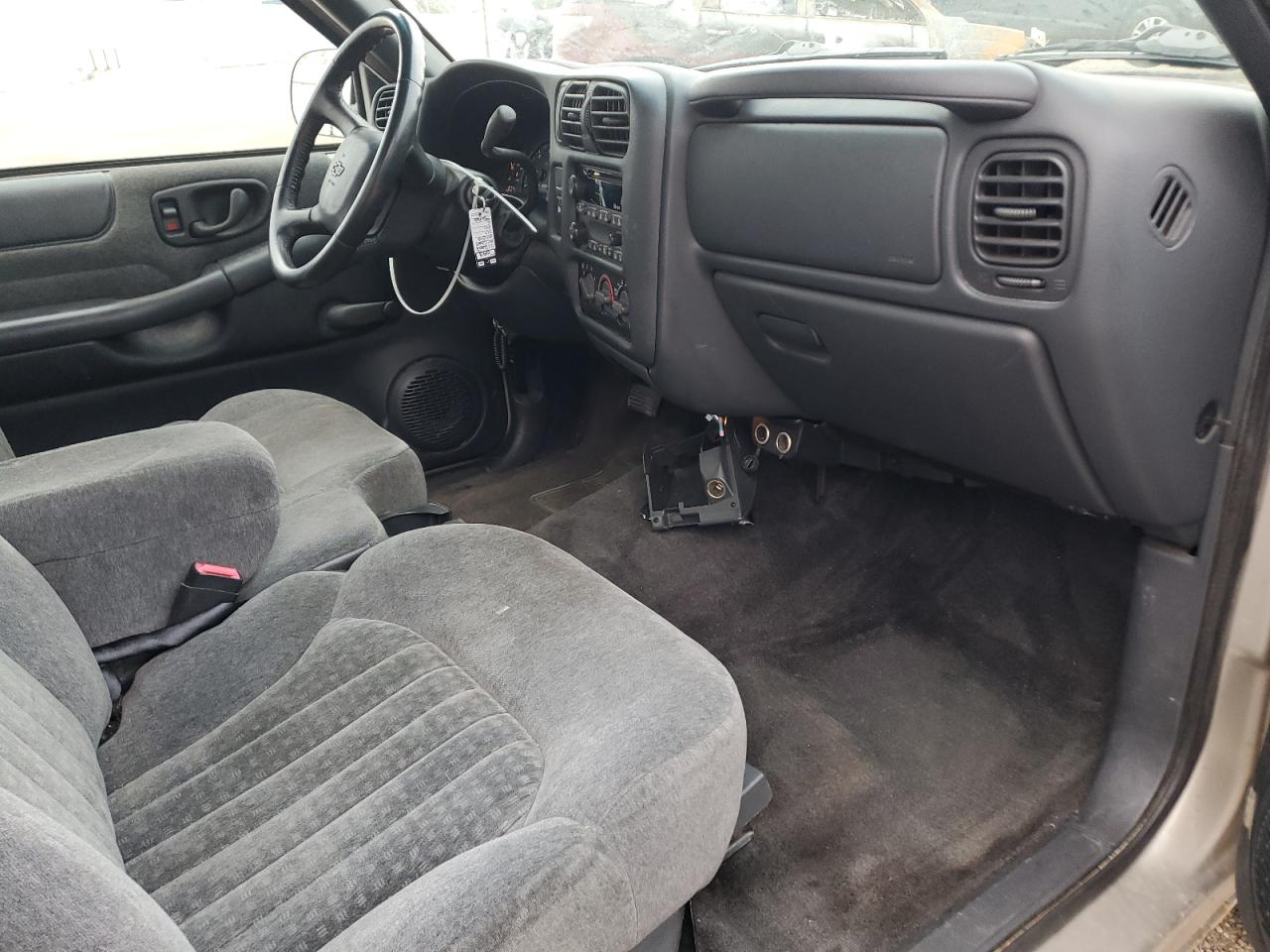 2002 CHEVROLET S TRUCK S10 photo 8