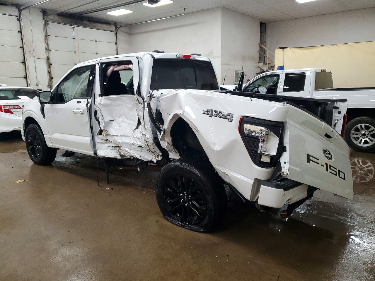 2025 FORD F150 XLT photo 5