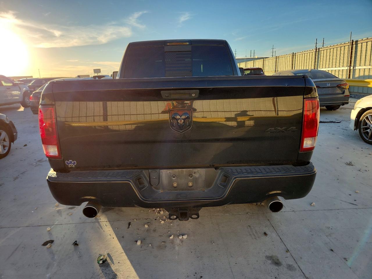 2016 RAM 1500 SPORT photo 16