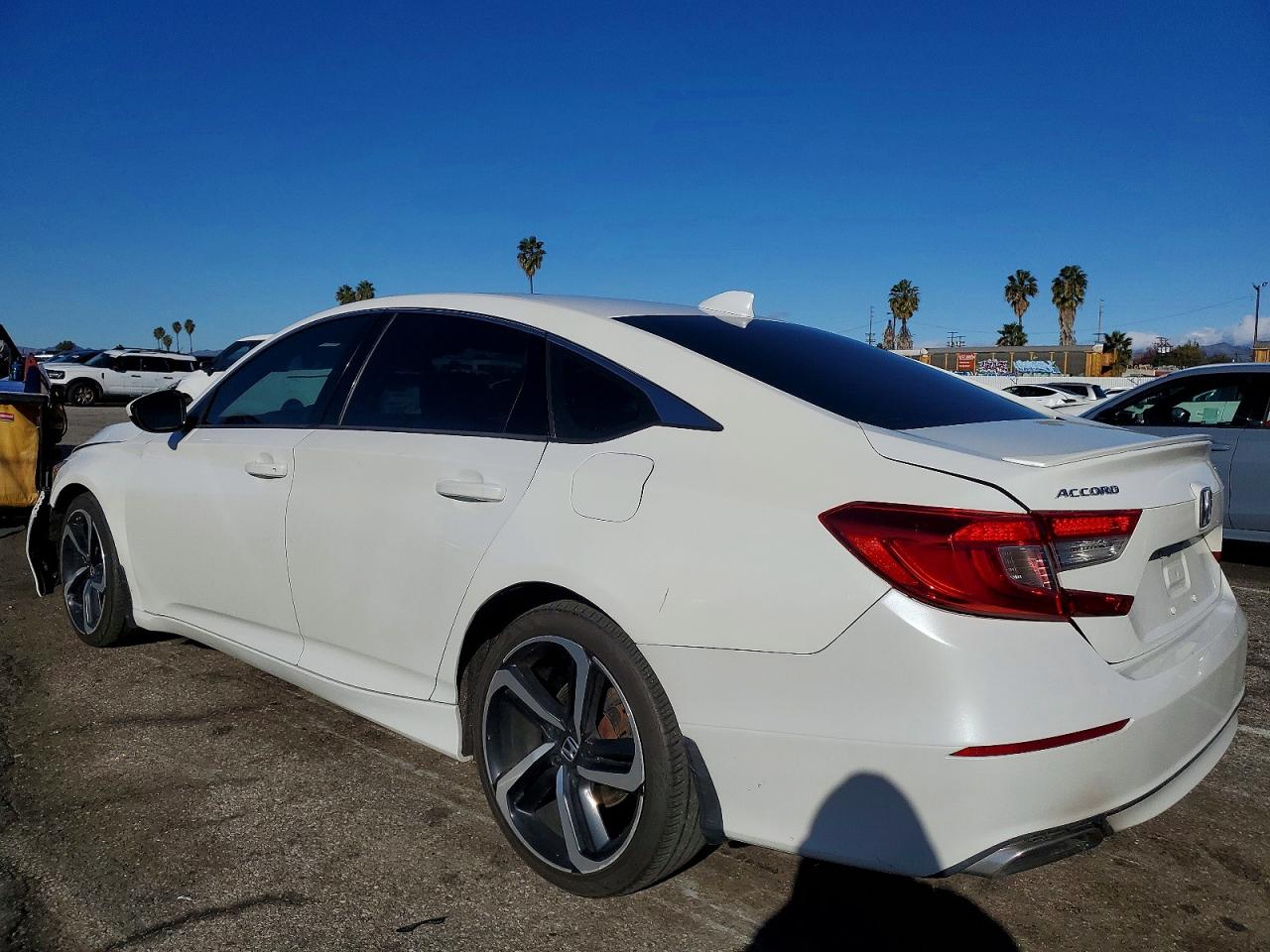 2020 HONDA ACCORD SPORT photo 2