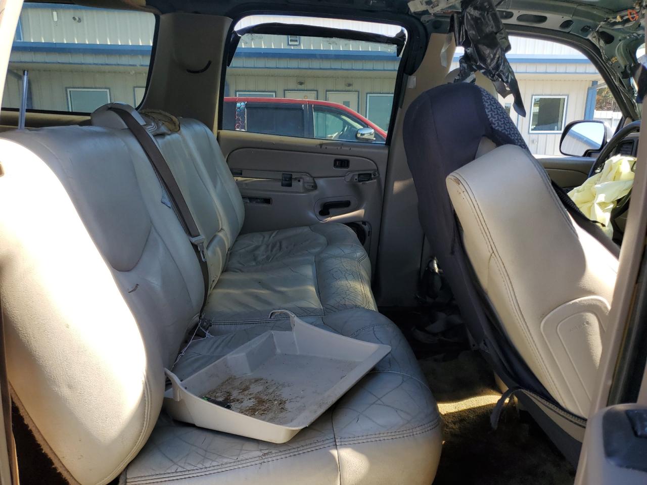 2005 CHEVROLET SUBURBAN C1500 photo 11