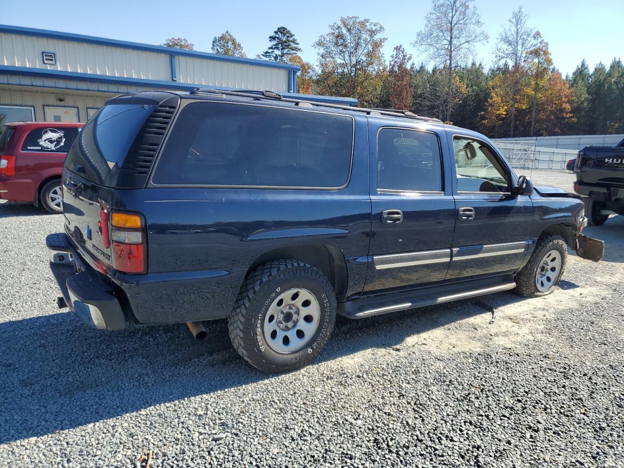 2005 CHEVROLET SUBURBAN C1500 photo 3