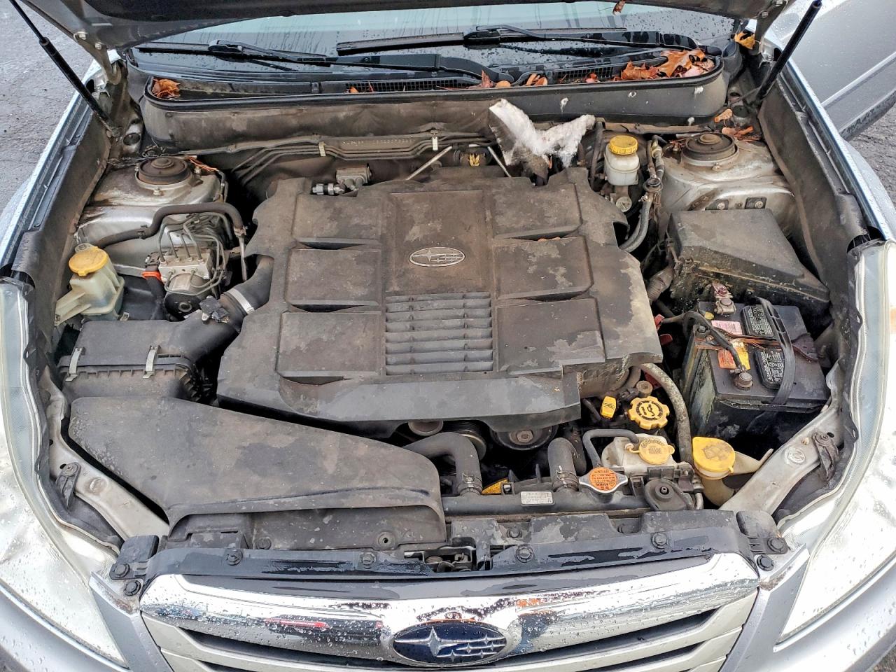2012 SUBARU OUTBACK 3.6R LIMITED photo 12