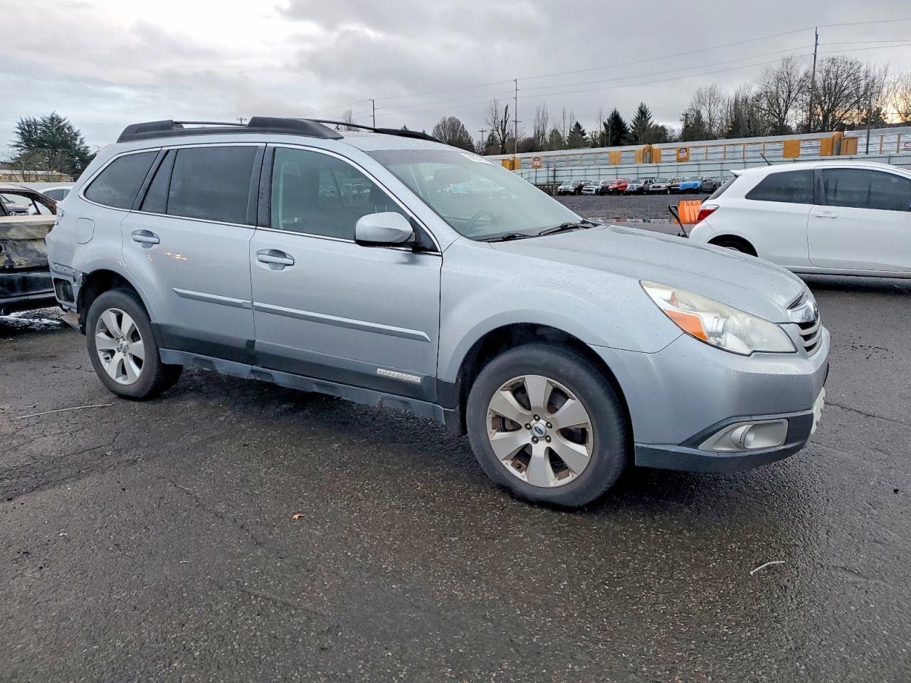 2012 SUBARU OUTBACK 3.6R LIMITED photo 4
