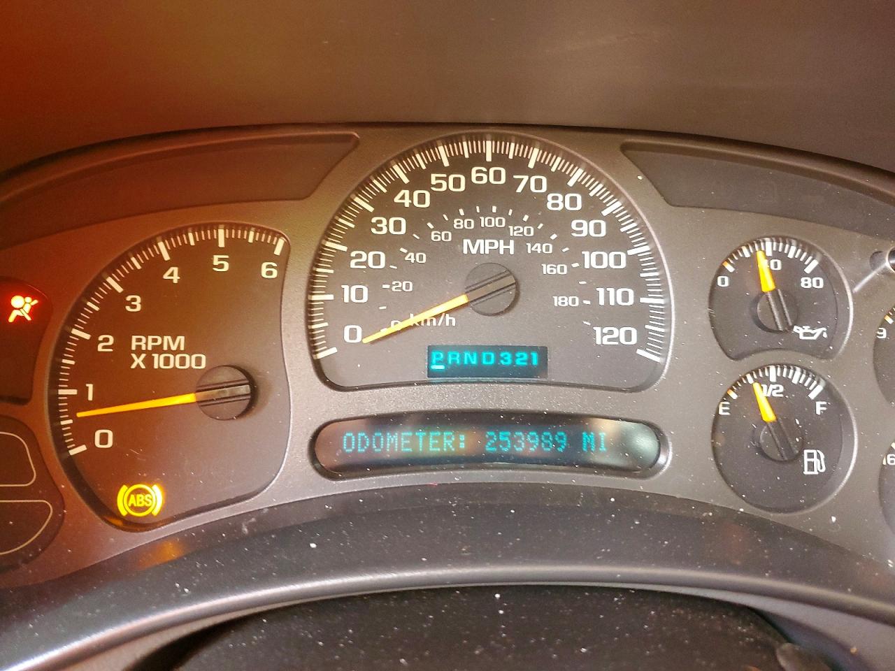 2004 CHEVROLET SILVERADO K1500 photo 9