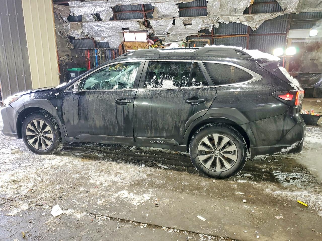 2025 SUBARU OUTBACK LIMITED photo 2