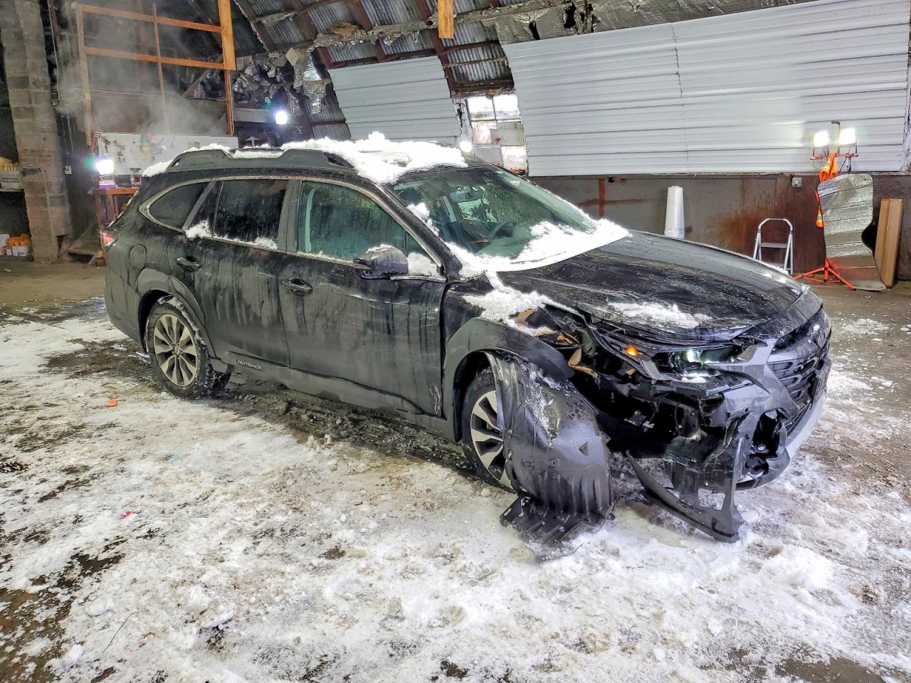 2025 SUBARU OUTBACK LIMITED photo 4