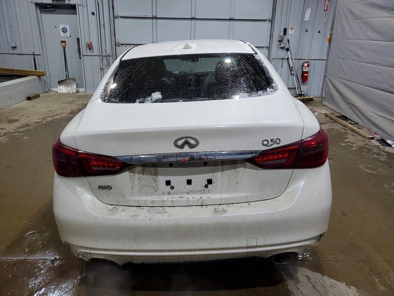2018 INFINITI Q50 LUXE photo 6