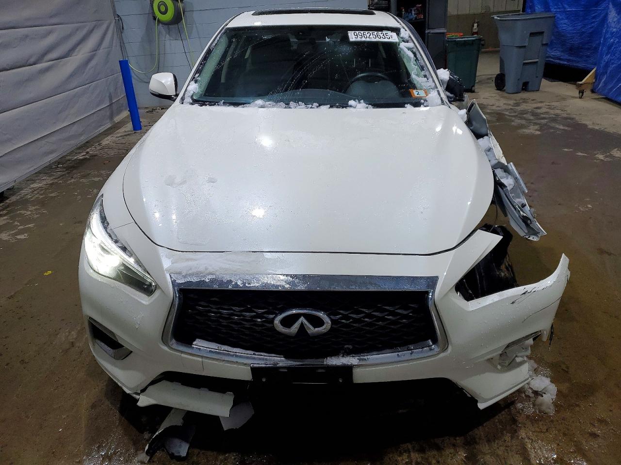 2018 INFINITI Q50 LUXE photo 5