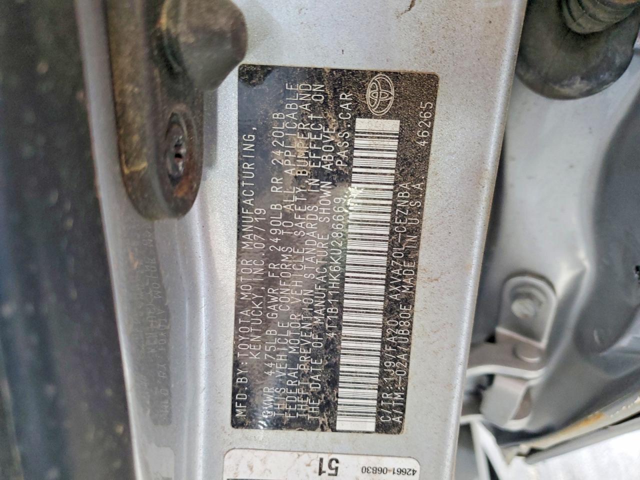 2019 TOYOTA CAMRY L photo 12