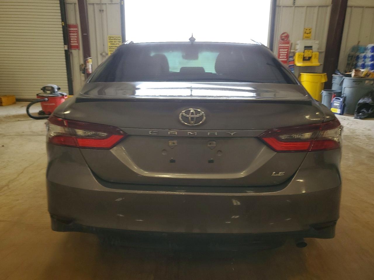 2023 TOYOTA CAMRY LE photo 6