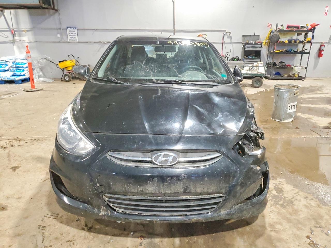 2016 HYUNDAI ACCENT SE photo 5