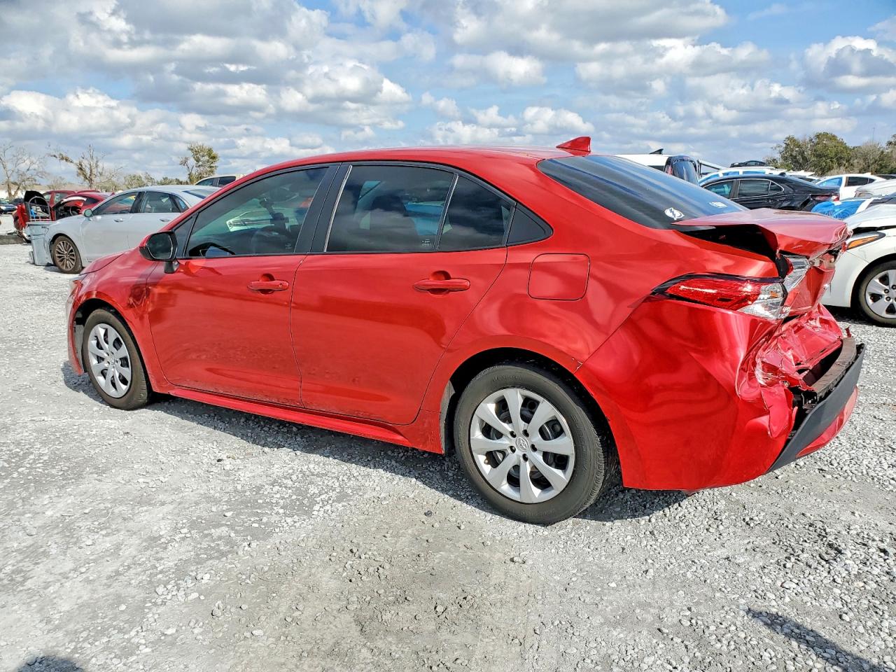 2020 TOYOTA COROLLA LE photo 3