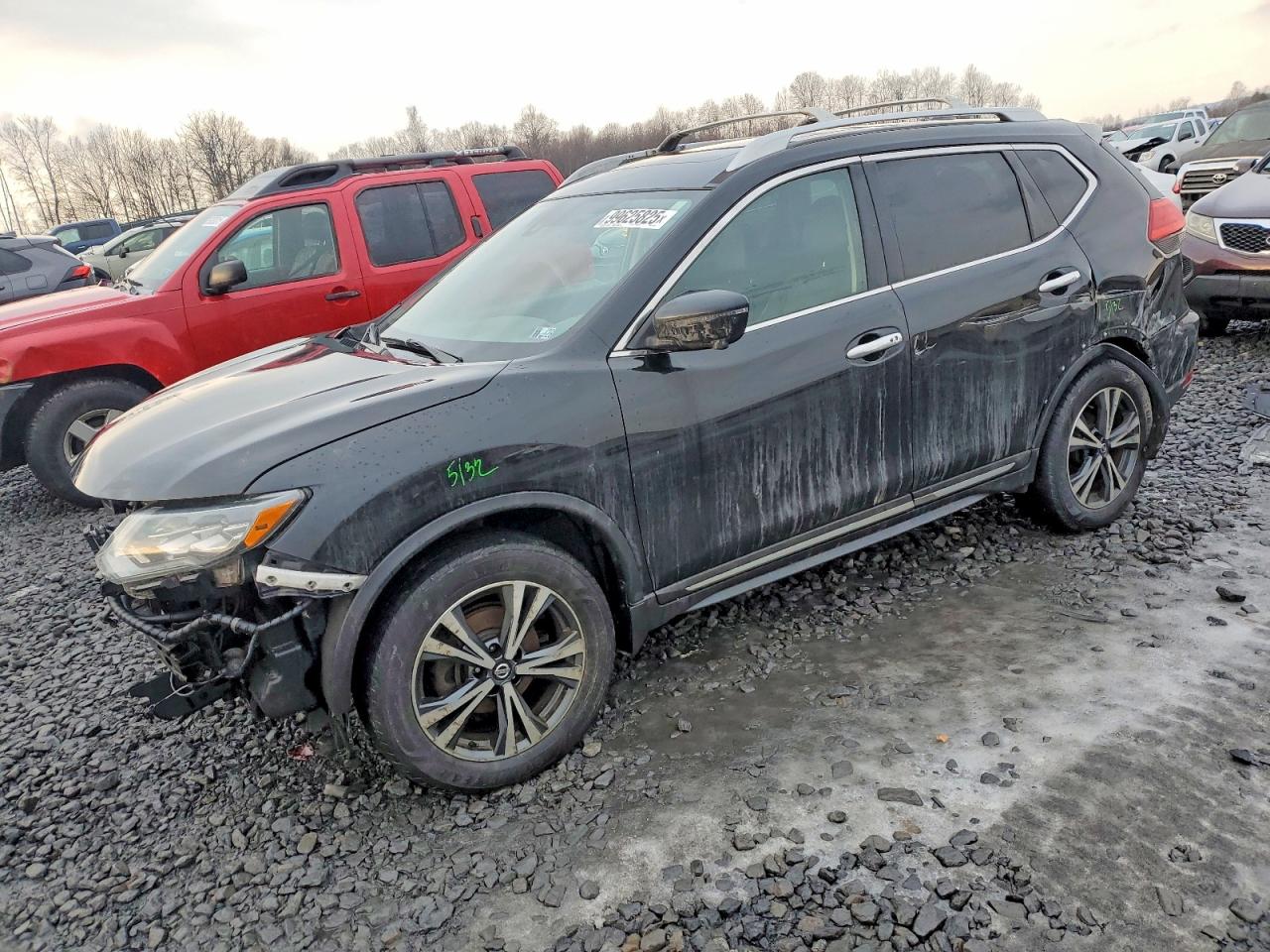 2017 NISSAN ROGUE