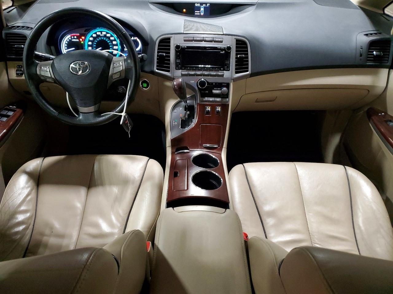 2011 TOYOTA VENZA photo 8