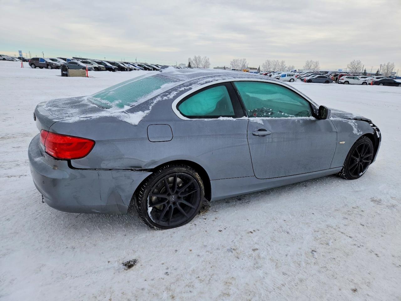 2011 BMW 335 XI photo 3