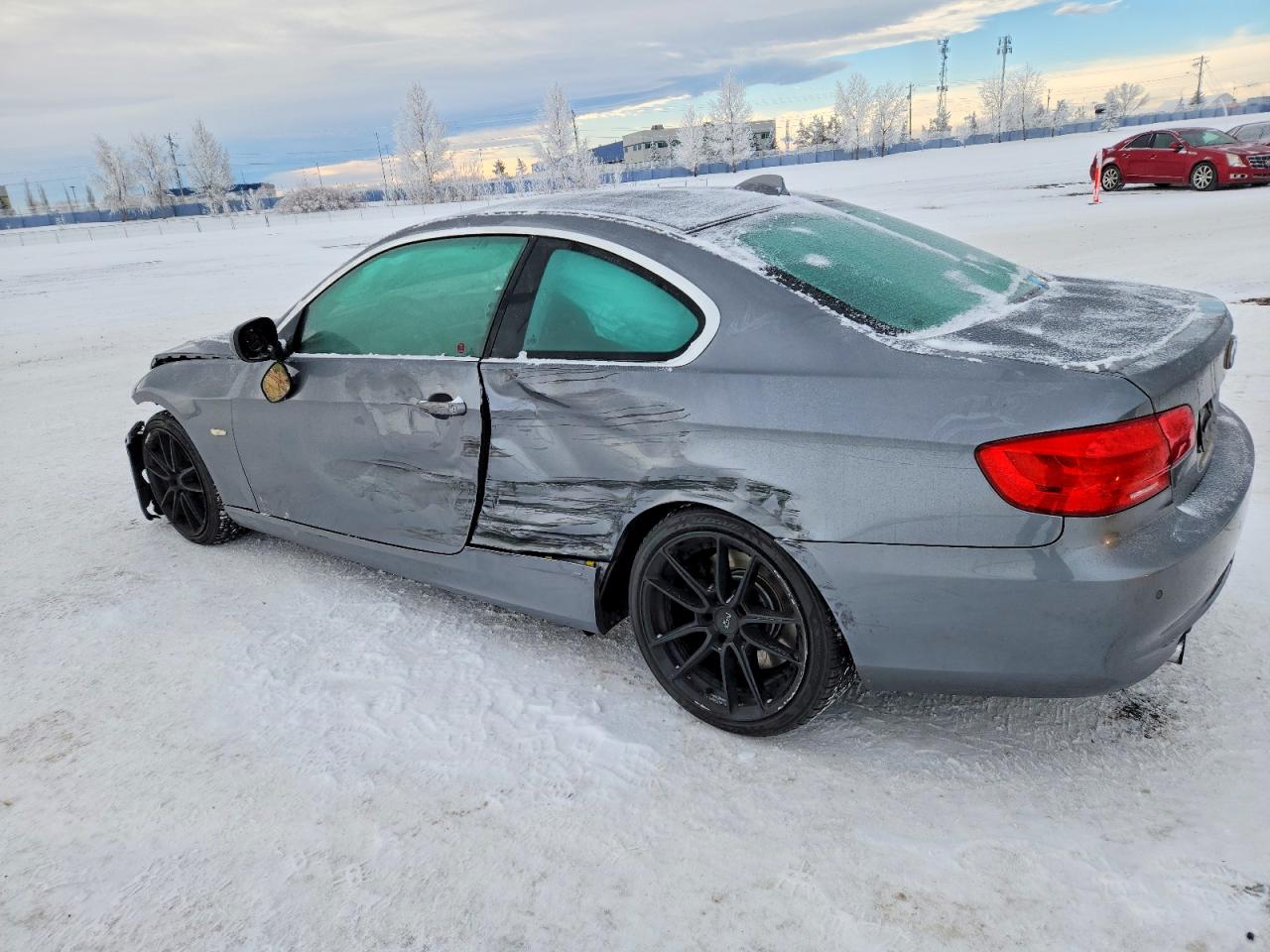 2011 BMW 335 XI photo 2