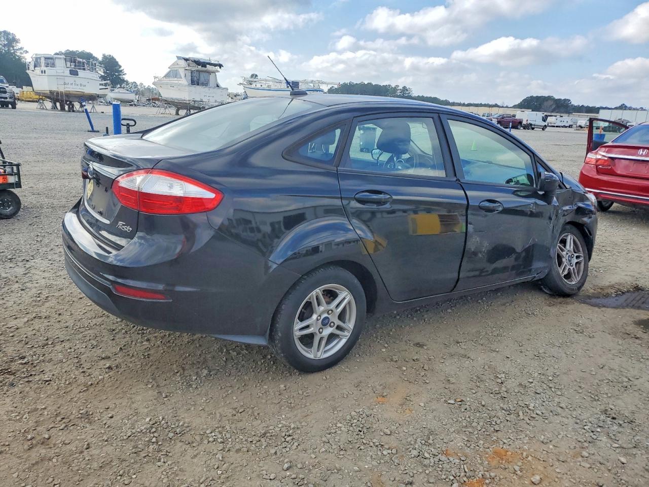 2019 FORD FIESTA SE photo 3
