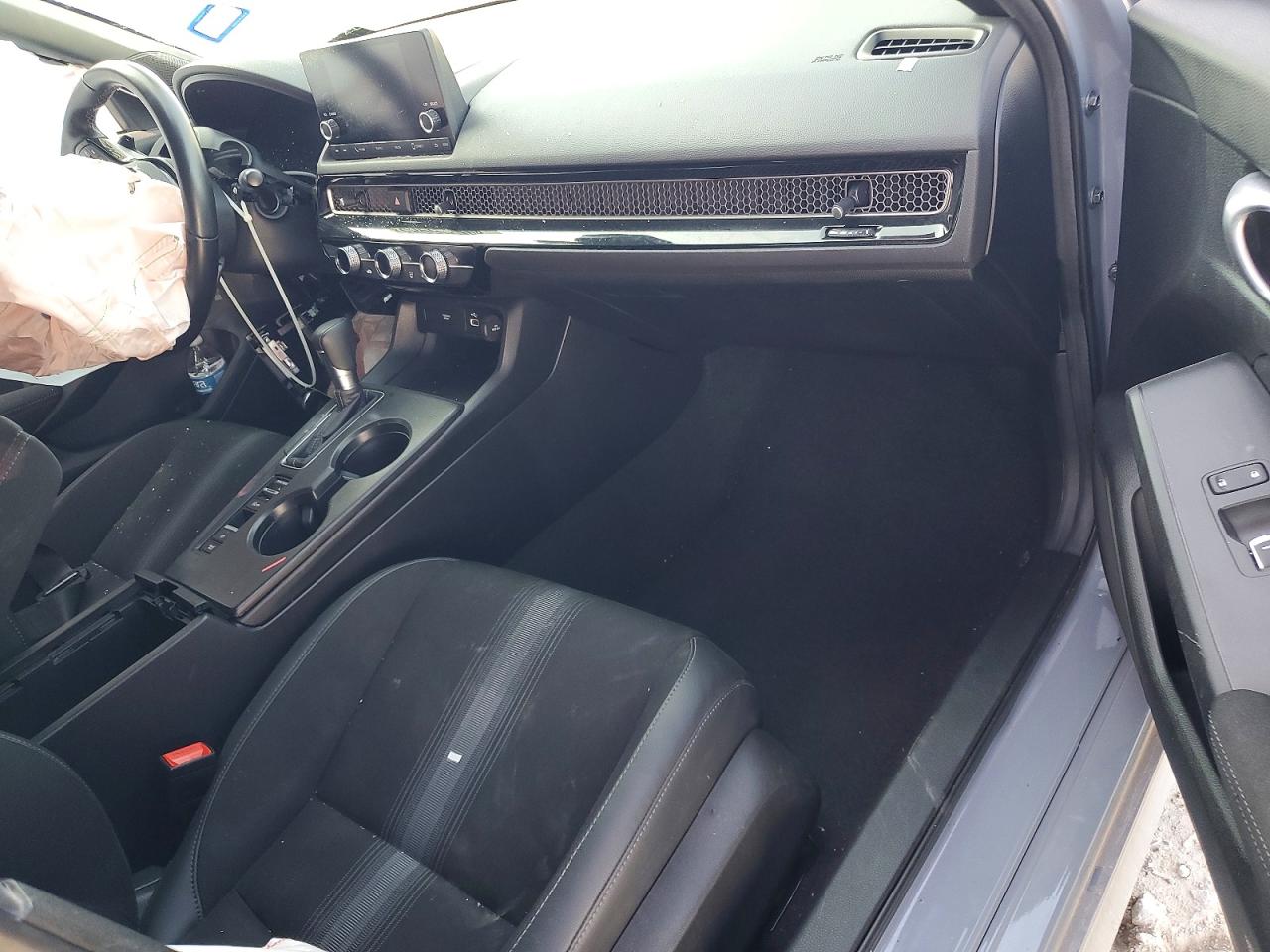 2024 HONDA CIVIC SPORT photo 8