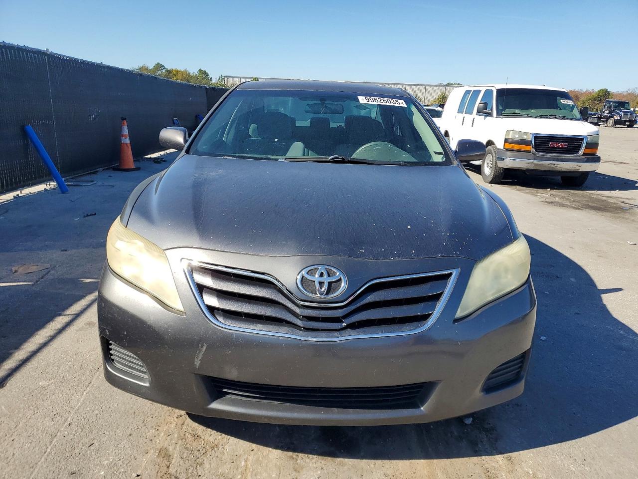 2010 TOYOTA CAMRY BASE photo 5