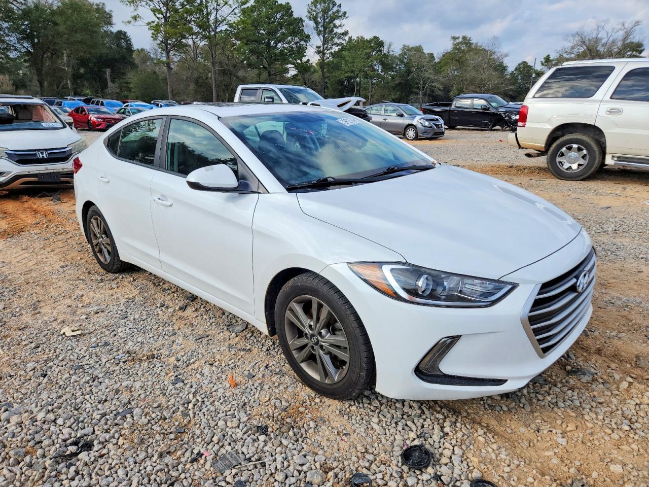 2018 HYUNDAI ELANTRA SEL photo 4