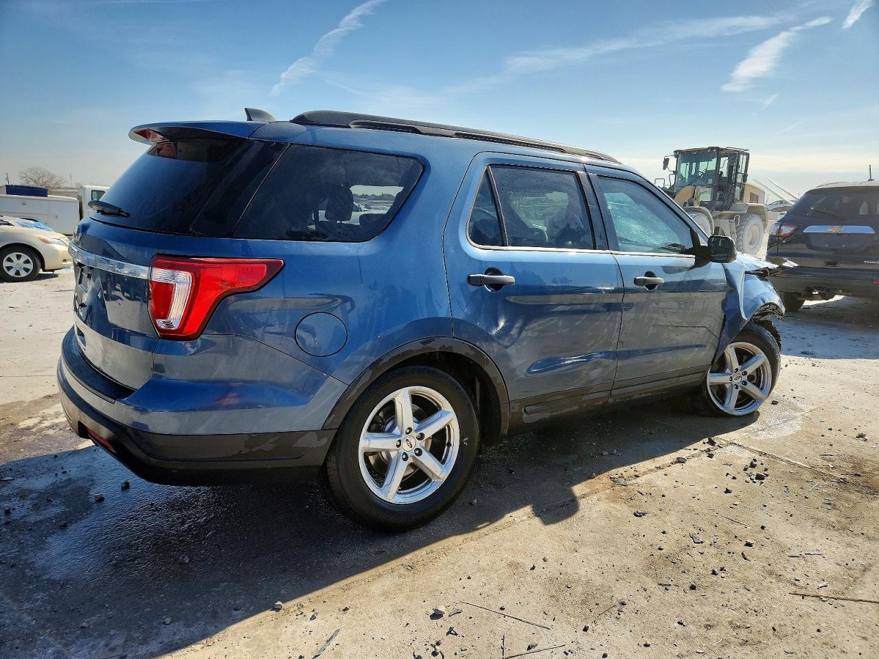 2018 FORD EXPLORER photo 3