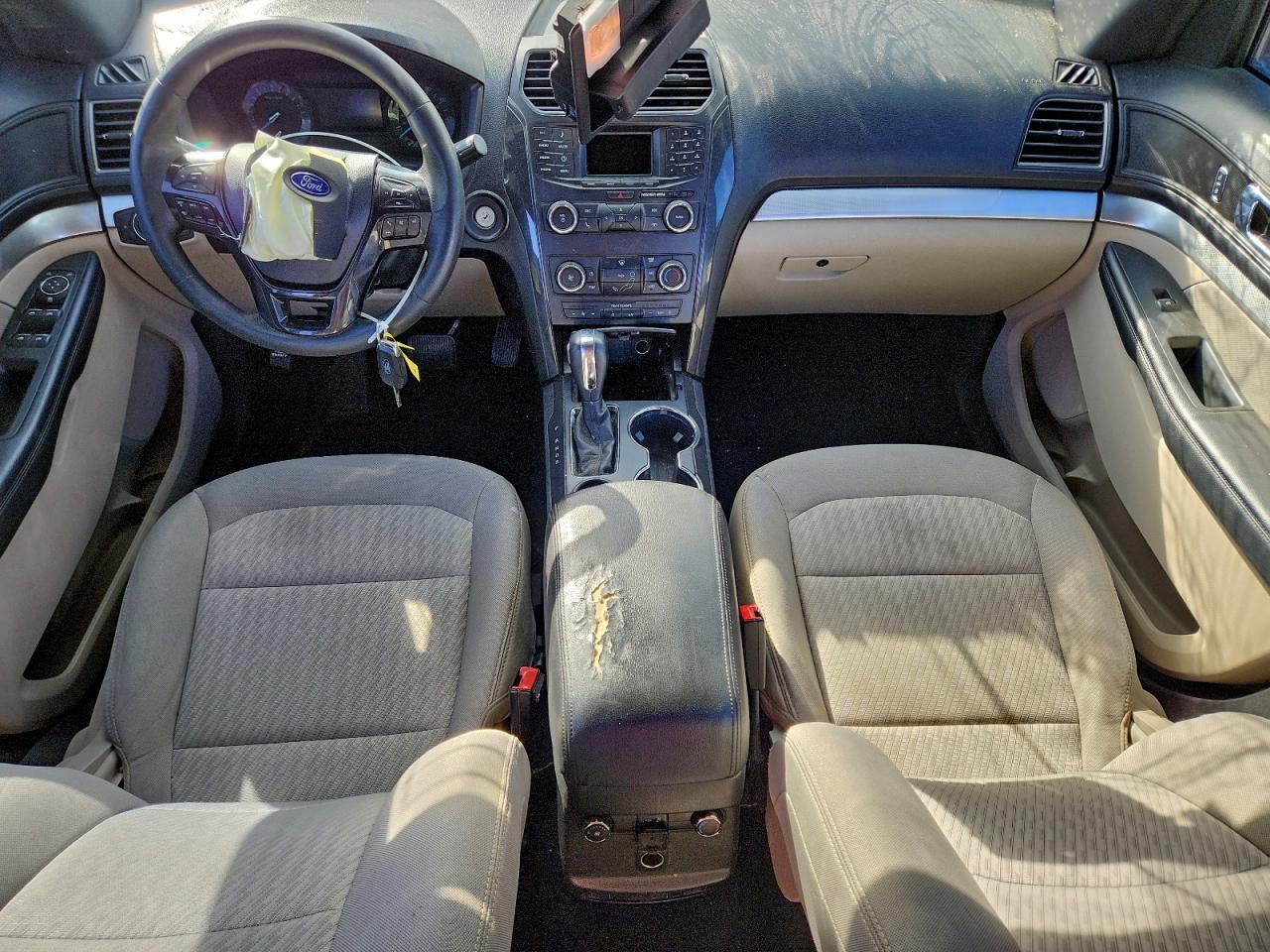 2018 FORD EXPLORER photo 8