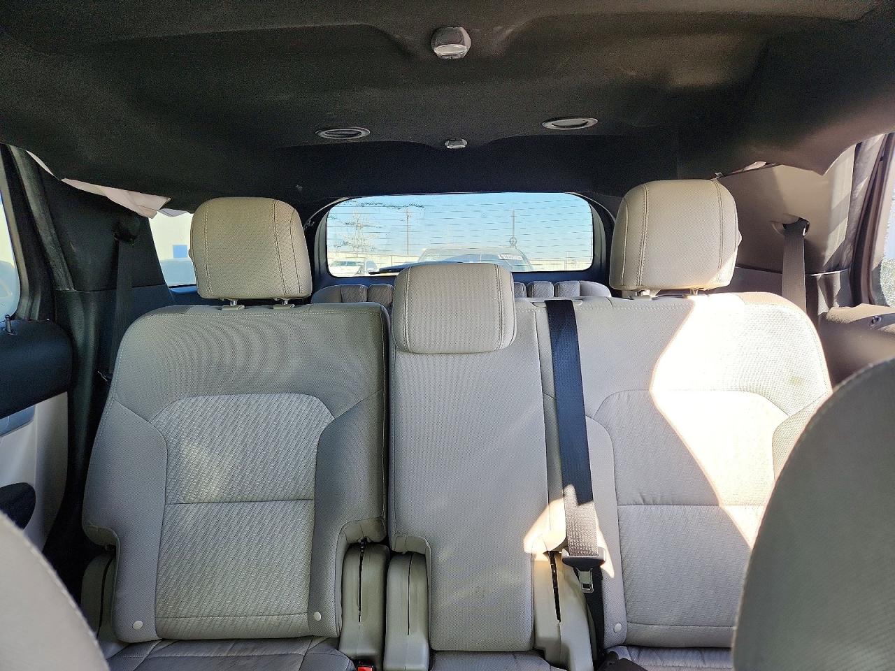 2018 FORD EXPLORER BASE photo 19