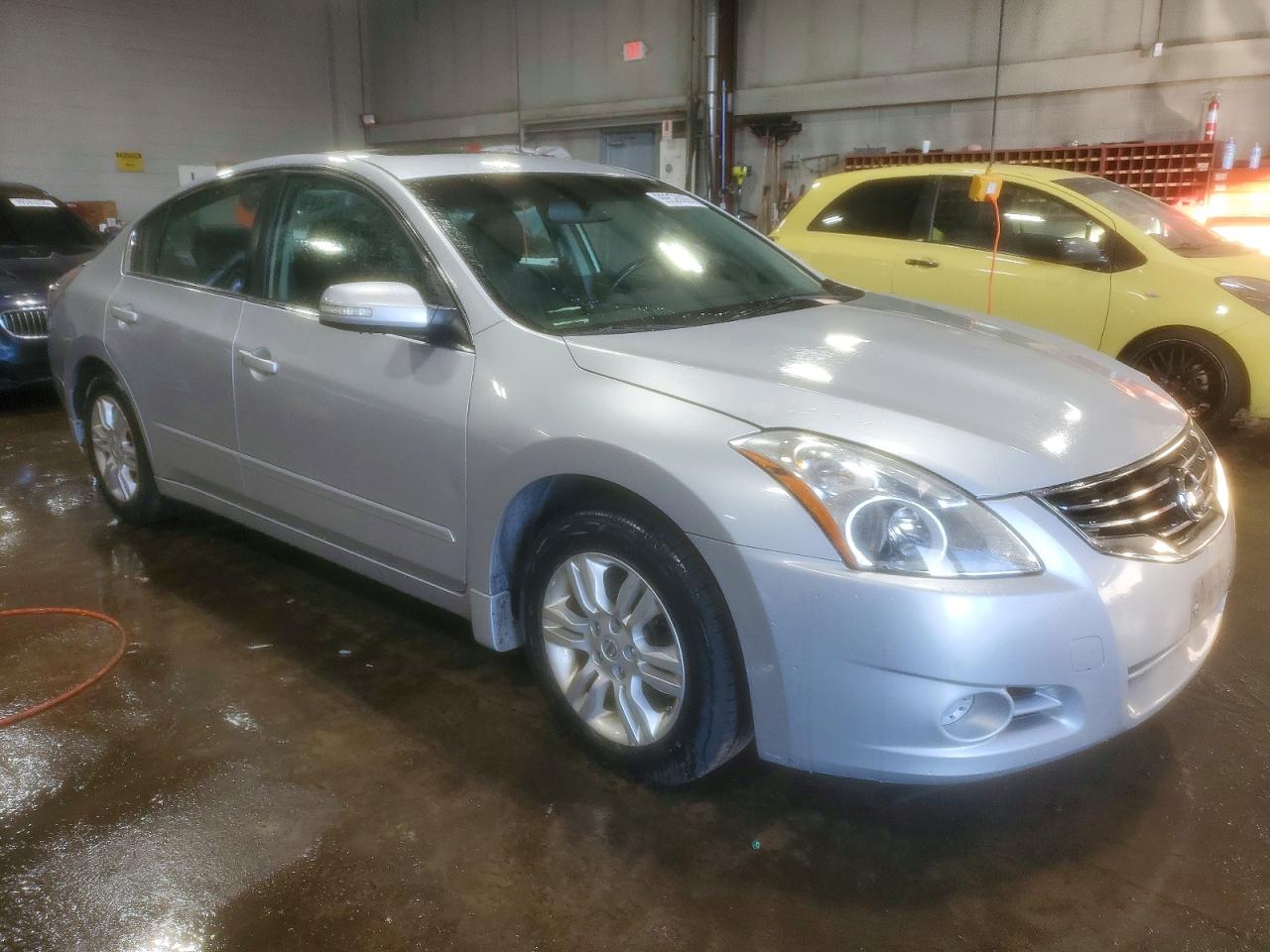 2012 NISSAN ALTIMA BASE photo 4