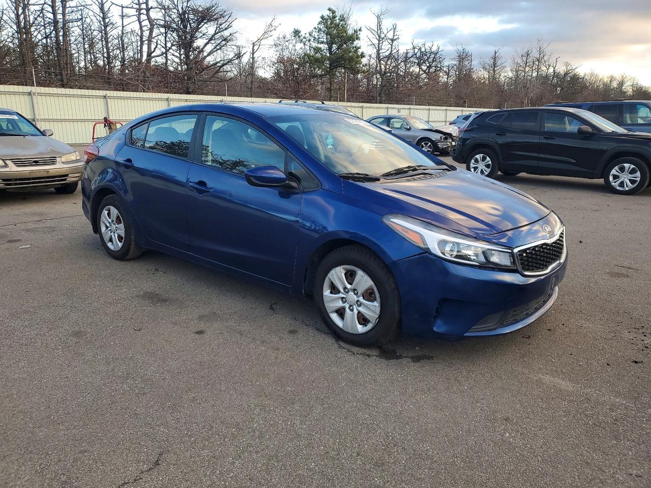 2018 KIA FORTE LX photo 4