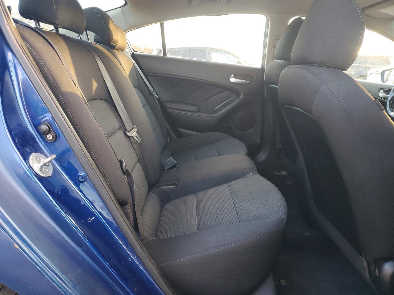 2018 KIA FORTE LX photo 10