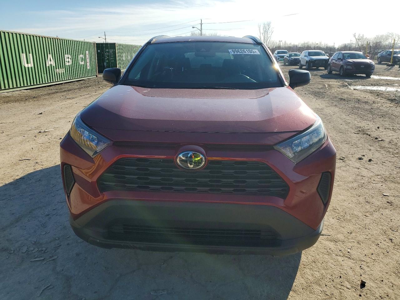 2021 TOYOTA RAV4 LE photo 5