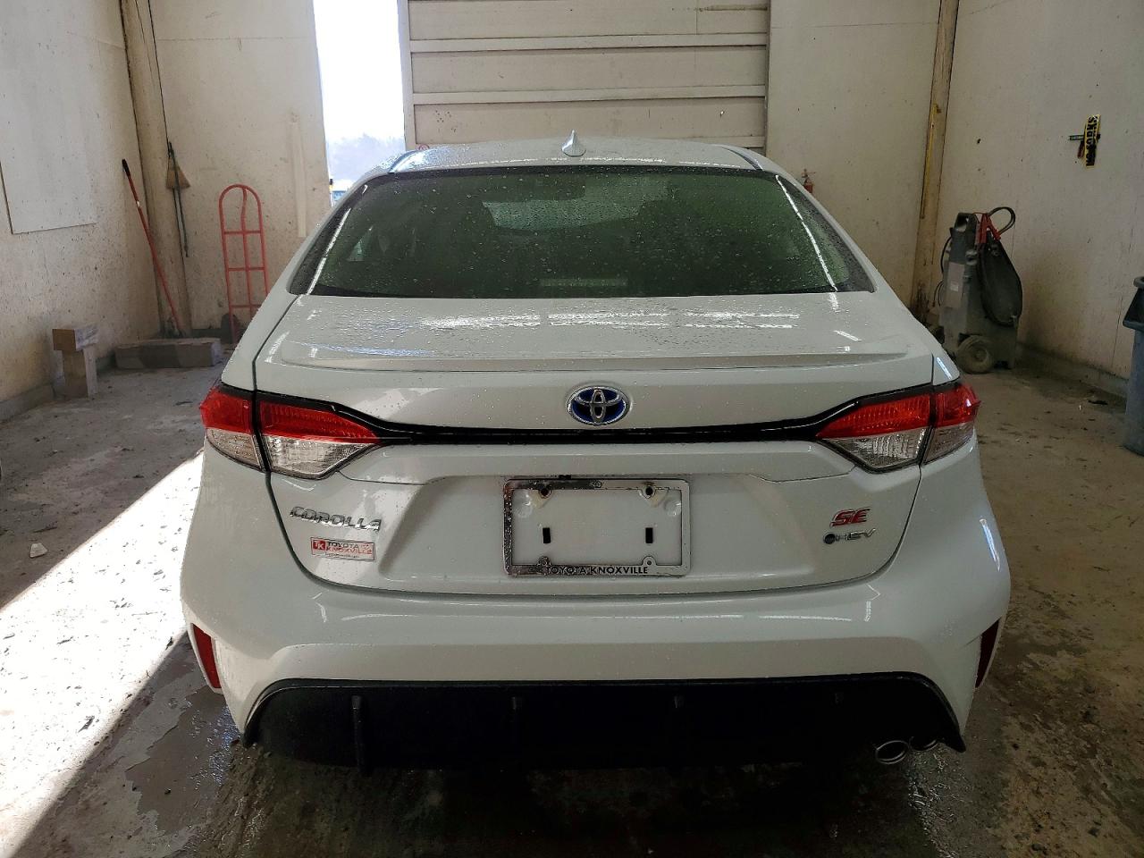 2025 TOYOTA COROLLA LE photo 6
