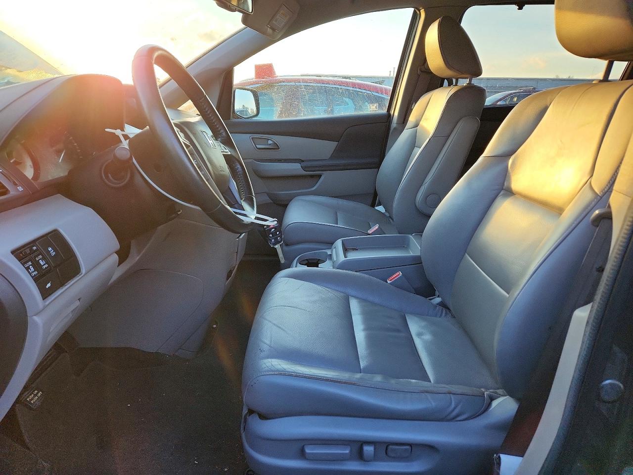 2012 HONDA ODYSSEY EXL photo 7