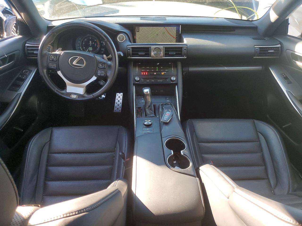 2017 LEXUS IS 200T photo 8
