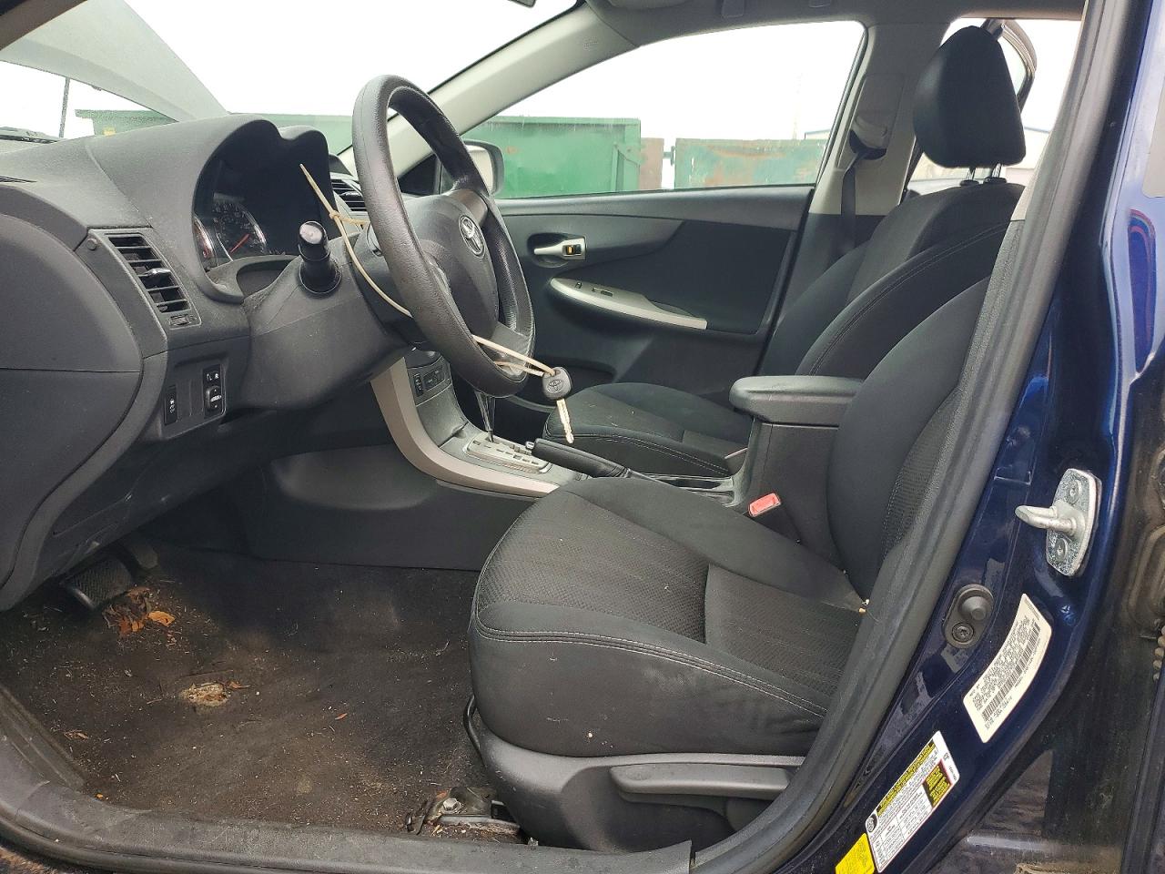 2012 TOYOTA COROLLA BASE photo 7