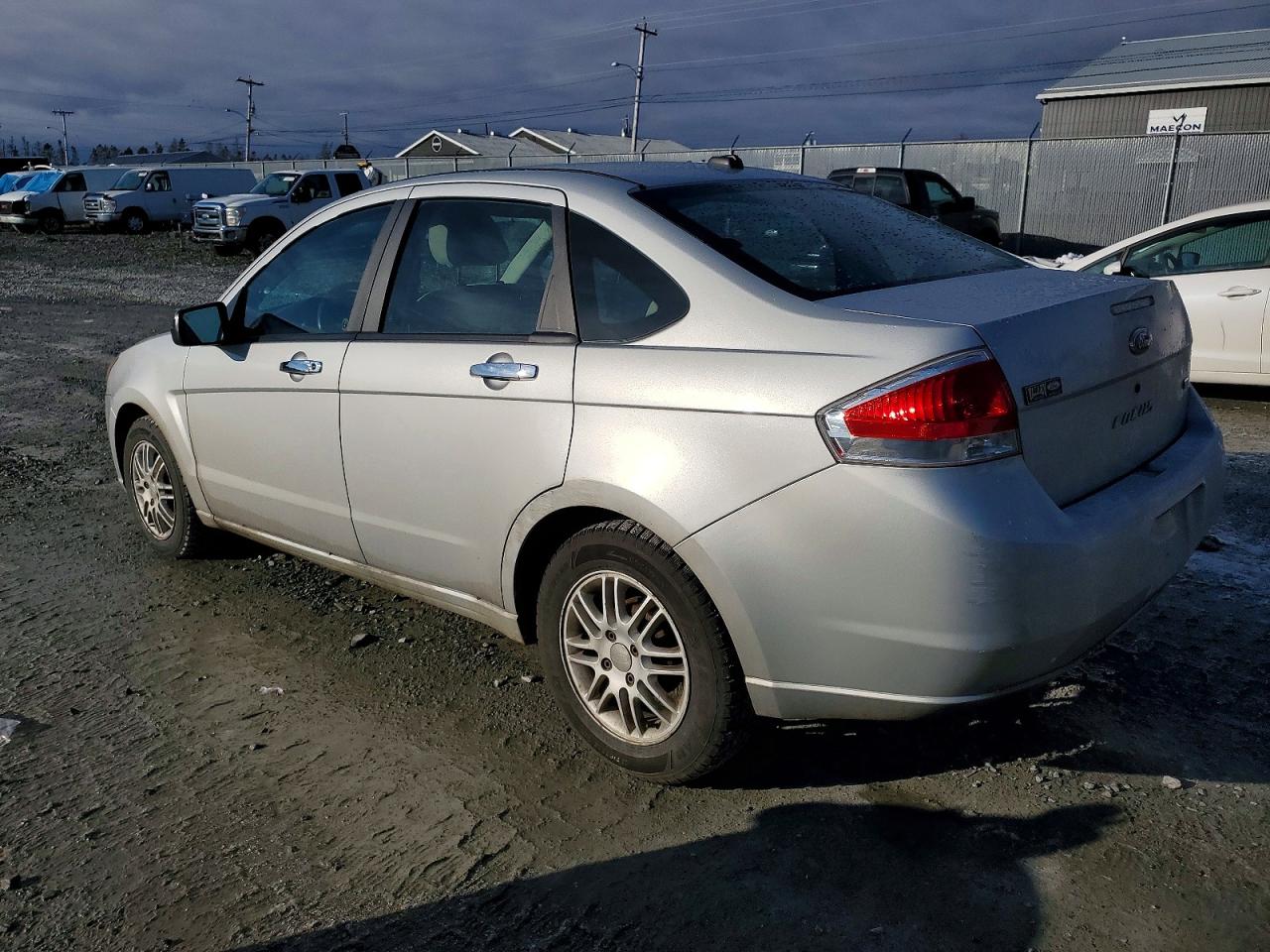 2008 FORD FOCUS S/SE photo 2