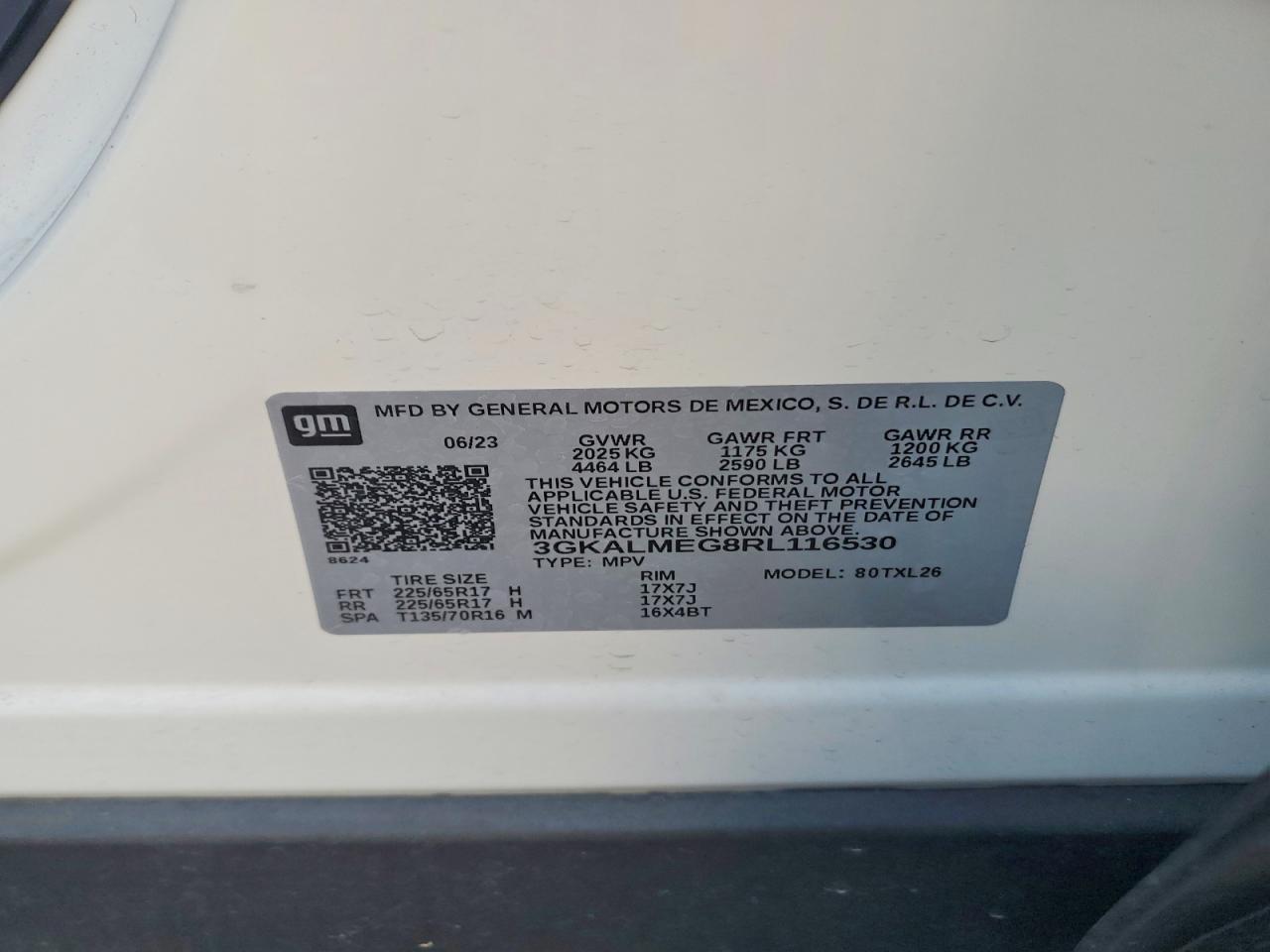 2024 GMC TERRAIN SLE photo 14