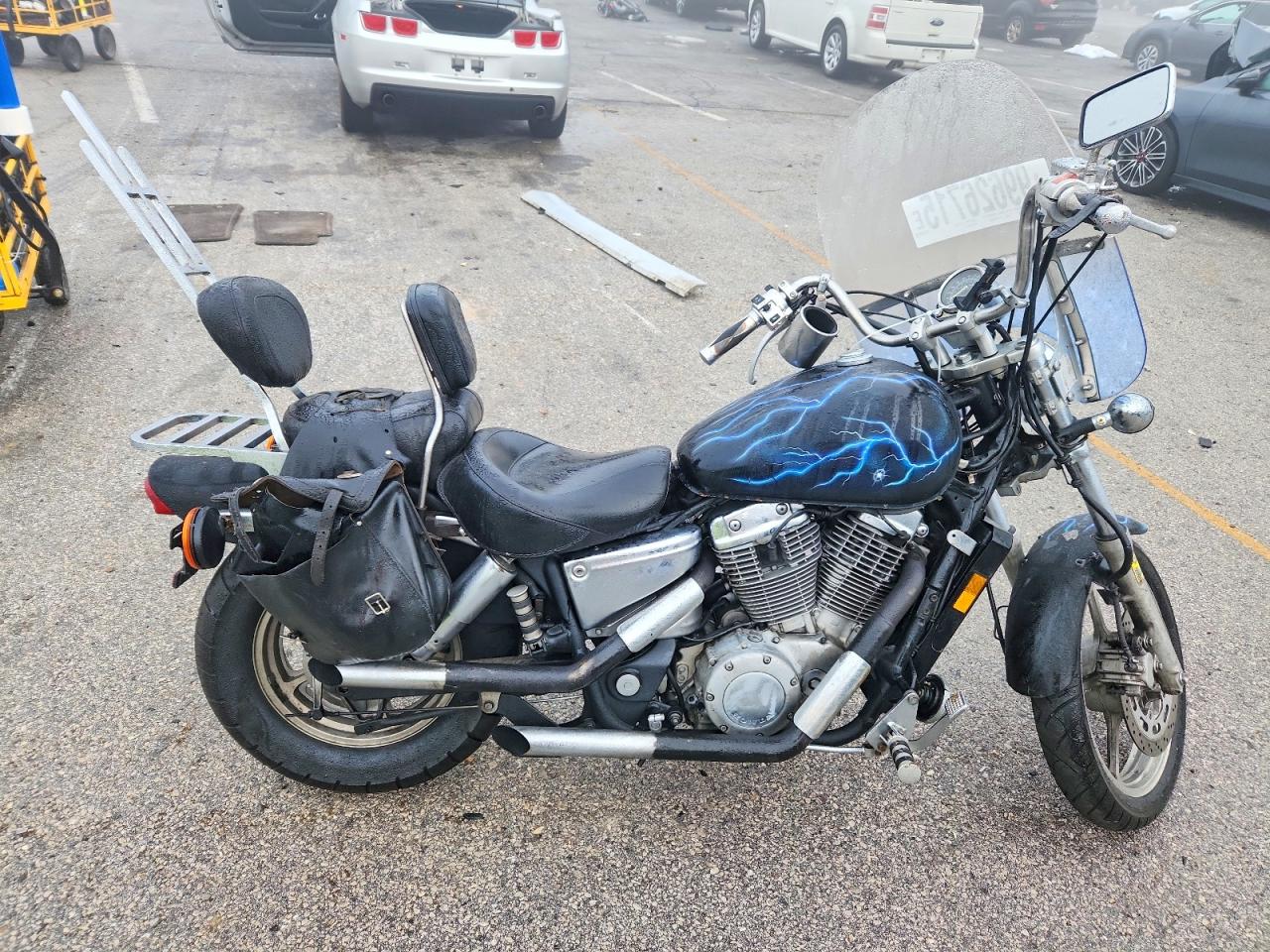 1999 HONDA VT1100