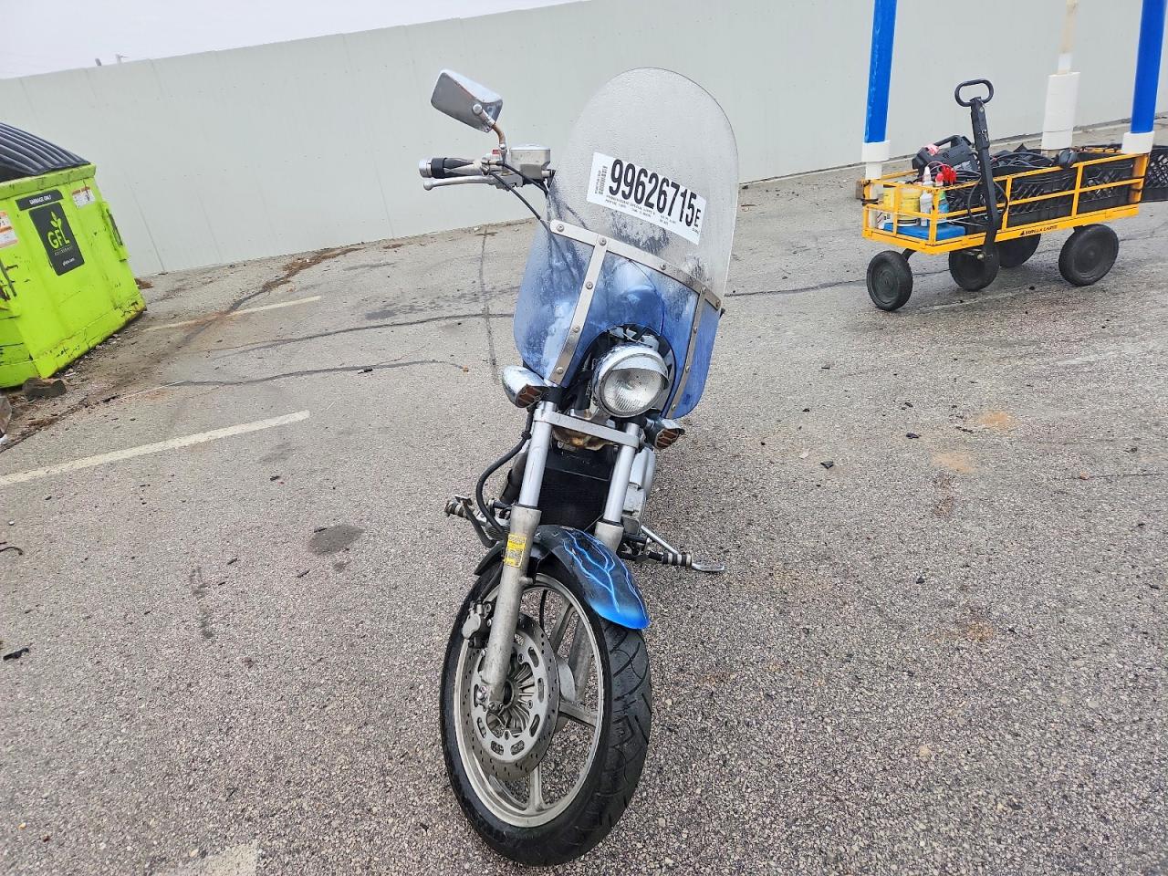 1999 HONDA VT1100 C photo 2