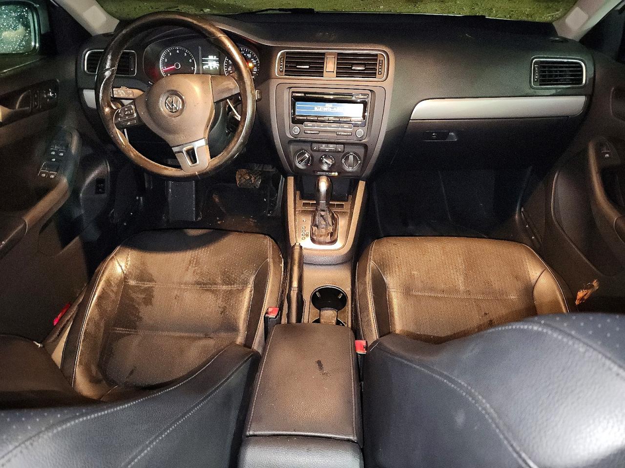 2013 VOLKSWAGEN JETTA SE photo 8