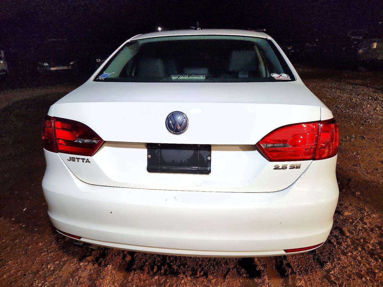2013 VOLKSWAGEN JETTA SE photo 6